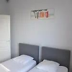 Near Les Etangs De Bages 빌라 나르본