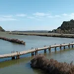 빌라 Near Les Etangs De Bages *