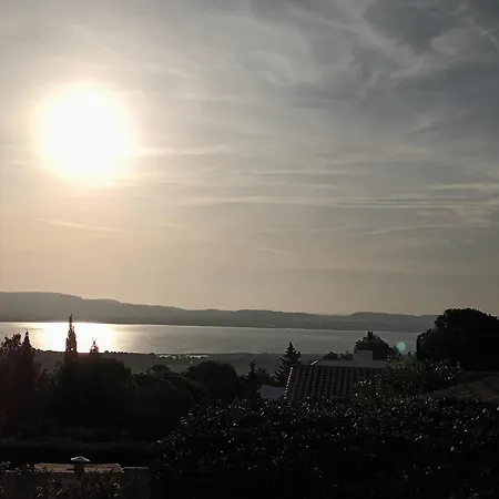 Near Les Etangs De Bages נרבון